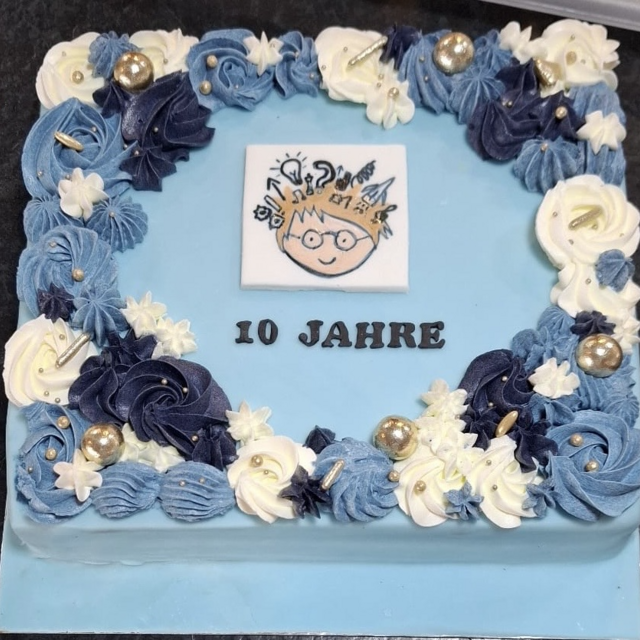 Kaffee und Kuchen zur Feierstunde