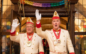 Altweiber im Rathaus