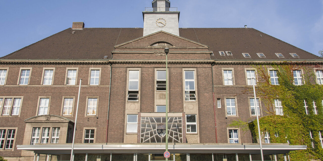 Ansicht Bezirksrathaus Rheinhausen