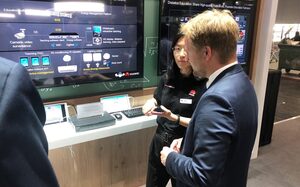 Martin Murrack vor einem Computerscreen