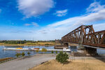 Die Grüne Lena, eine Aussichtplattform mit Blick auf den Rhein, Rheinpark und Hochfelder Eisenbahnbrücke