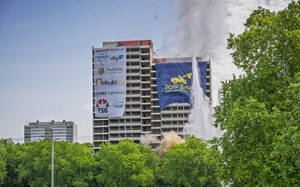 Sprengung des dritten Weißen Riesen erfolgreich