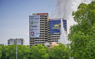 Sprengung des dritten Weißen Riesen erfolgreich