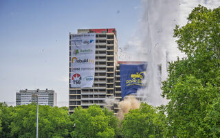 Sprengung des dritten Weißen Riesen erfolgreich