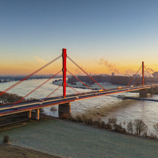 Beeckerwerther Brücke