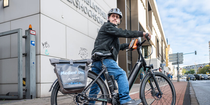 Medienbote Marcel Bayer