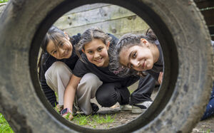 Auf dem Bauspielplatz behalten die Kinder den Durchblick.