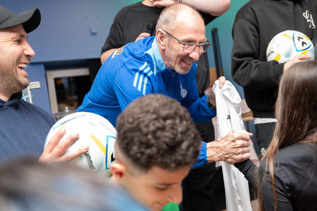 Turnier unter Jugendzentren: „Fußball bei Nacht“