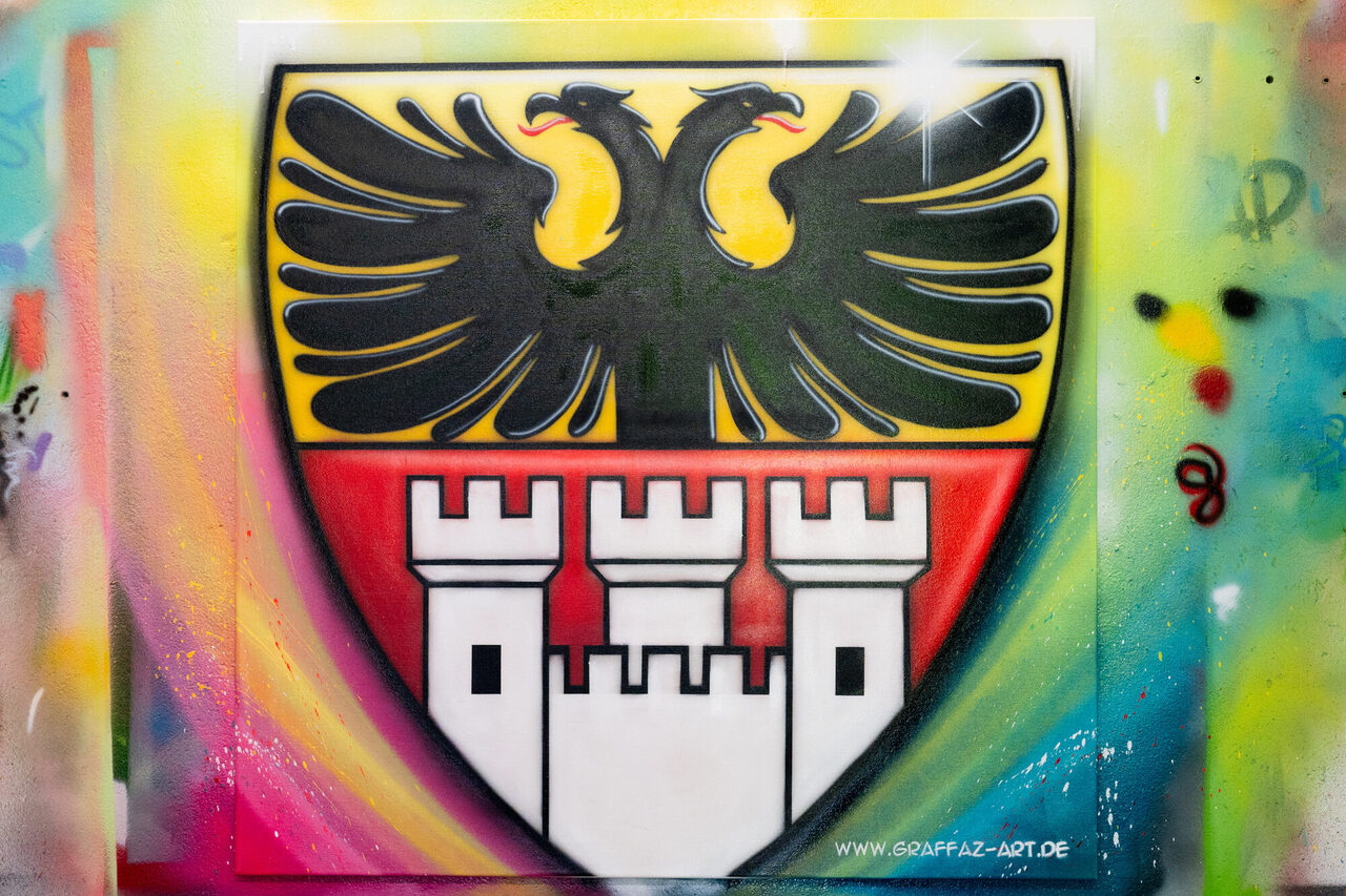 Fertig! Nach rund zwei Stunden Arbeit glänzt das Stadtwappen im Sprüh-Look