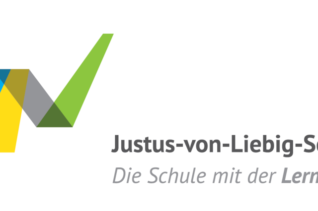 links Symbol grün/blau wird zu weiß/grün; recht name der Schule mit Untertitel "Die Schule mit der Lernenergie"