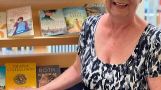Sabine Justen freut sich auf den Austausch im Buchholzer Bücherzirkel (Foto: Stadtbibliothek)