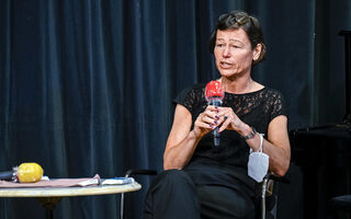 Frau Angelika Eller-Hofmann (Schulfachliche Regionaldezernentin für Duisburg)