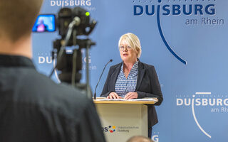 Frau Astrid Neese (Beigeordnete für Bildung, Arbeit und Soziales der Stadt Duisburg)