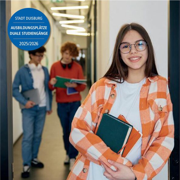 Mädchen mit Büchern