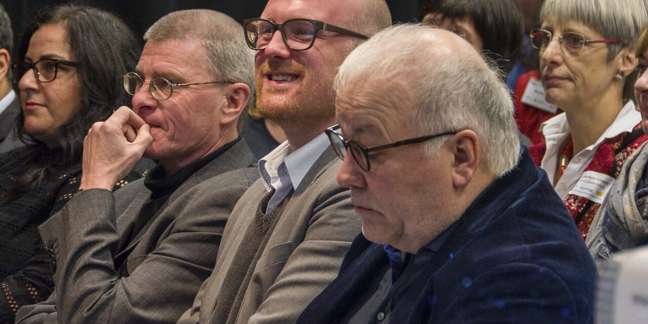 Teilnehmer der Bildungskonferenz