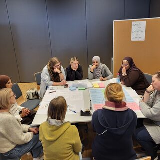 Thementisch 3 mit Hayfa Hachemi (MINA e.V.)