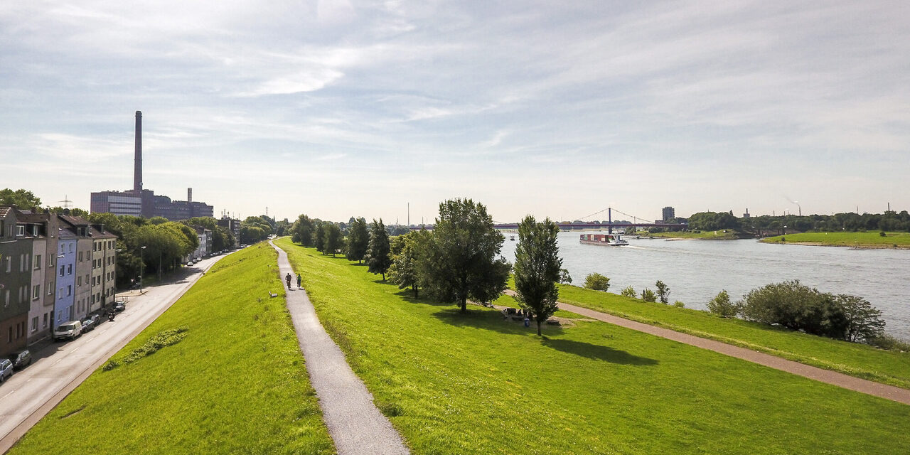 Deich in Duisburg-Beeckerwerth