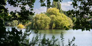 Blick auf den Kruppsee in Duisburg