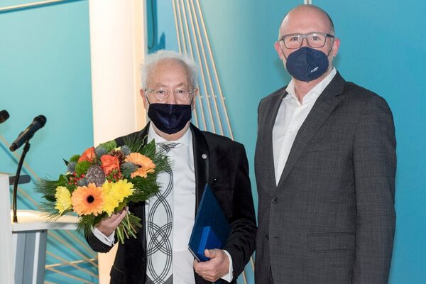 Mercator-Ehrennadel an Dr. Ludger Heid