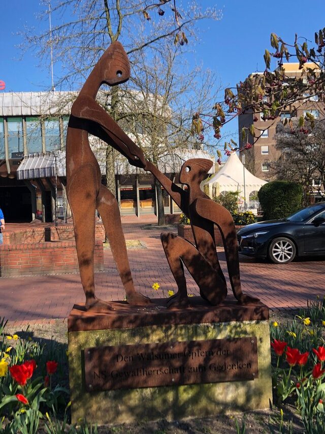 Wider das Vergessen - für die menschliche Würde