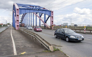 Oberbürgermeister-Karl-Lehr-Brückenzug