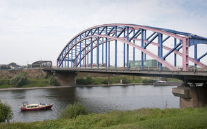 Oberbürgermeister-Karl-Lehr-Brückenzug