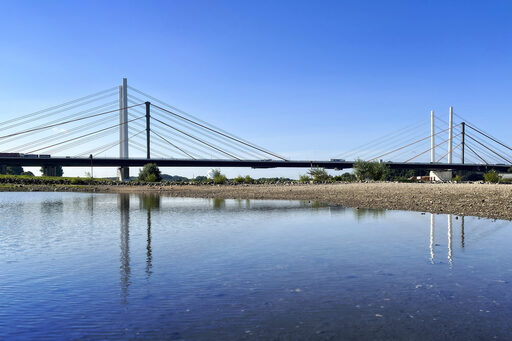 A 40: Erweiterung der Autobahn inklusive Ersatzneubau der Rheinbrücke Neuenkamp