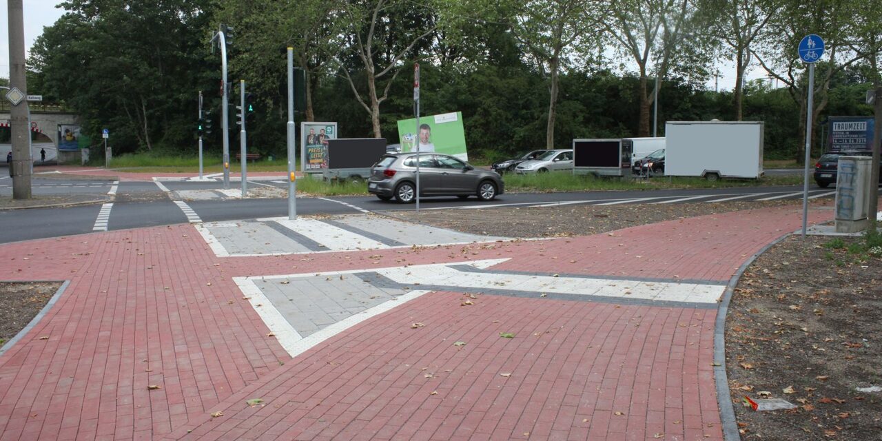 Neuer Radweg auf dem Kalkweg/Sternbuschweg