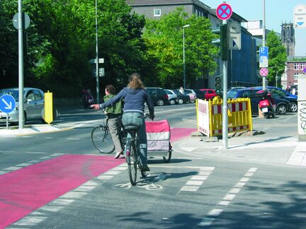 Bild zum "indirekten Linksabbiegen"