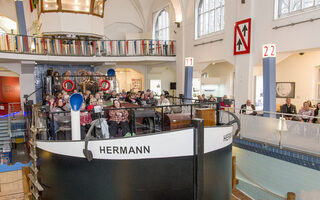 Das Museumsschiff Hermann von vorne