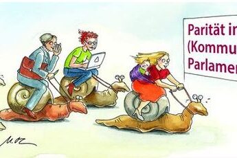Frauen sitzen auf Schnecken und reiten in Richtung Parität ins kommunale Parlamenten