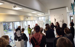 Gemeinsam bei der Führung