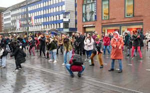 Duisburg tanzt zu Break the Chain