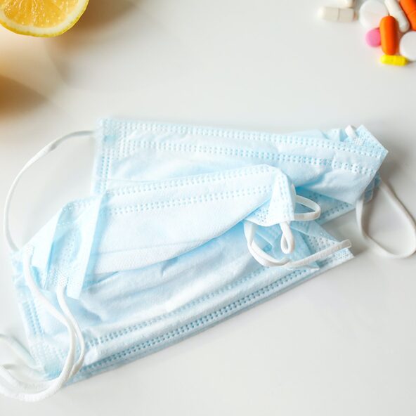 Mund-Nasen-Schutz, Zitronen, Tabletten