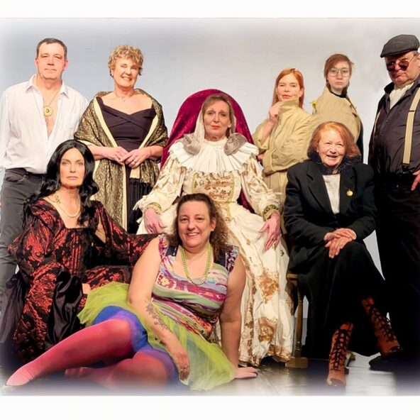 Best Ager präsentieren "Es riecht nach Mord, Frau Kommissarin"