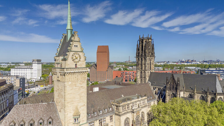 Rathaus und Salvator