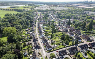 Luftaufnahme - Blick über Rheinhausen-Werthausen in südliche Richtung auf Logport I