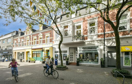 Einkaufsstraße Alt-Homberg