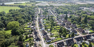 Luftaufnahme - Blick über Rheinhausen-Werthausen in südliche Richtung auf Logport I