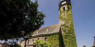 Duisburg-Rahm - Kirche St. Hubert