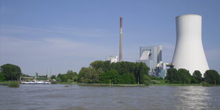 Kraftwerk Walsum mit Kühlturm