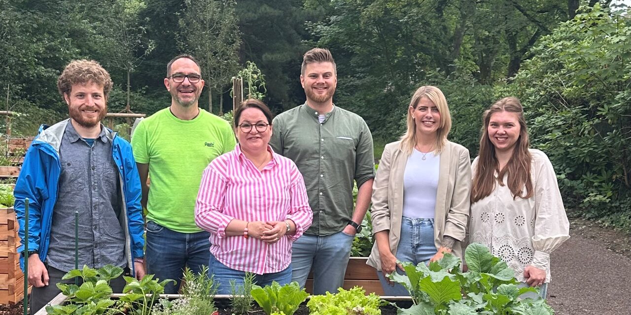 Jonathan Adrian (WBD), Stefan Gatz (DVV), Katja Kleegräfe (Pächterin), Phillip Gladen (GEBAG), Sandra Bube (GEBAG), Meryem Schöck (WBD)