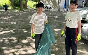 Erste Aufräumaktion am Blauen Haus Hochfeld
