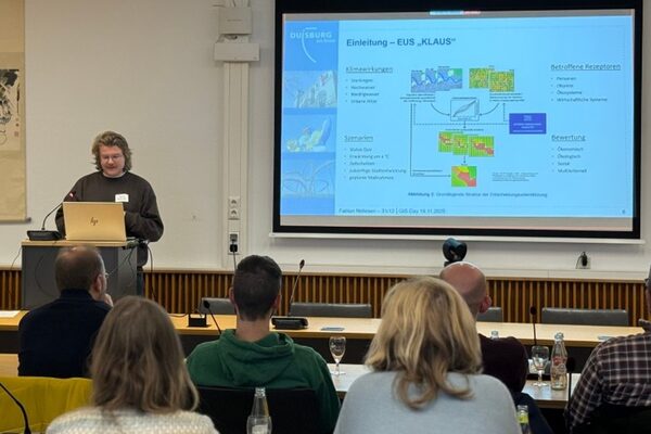 Umweltamt präsentiert das Projekt R2K-Klim+ auf dem International GIS Day der Stadt Duisburg