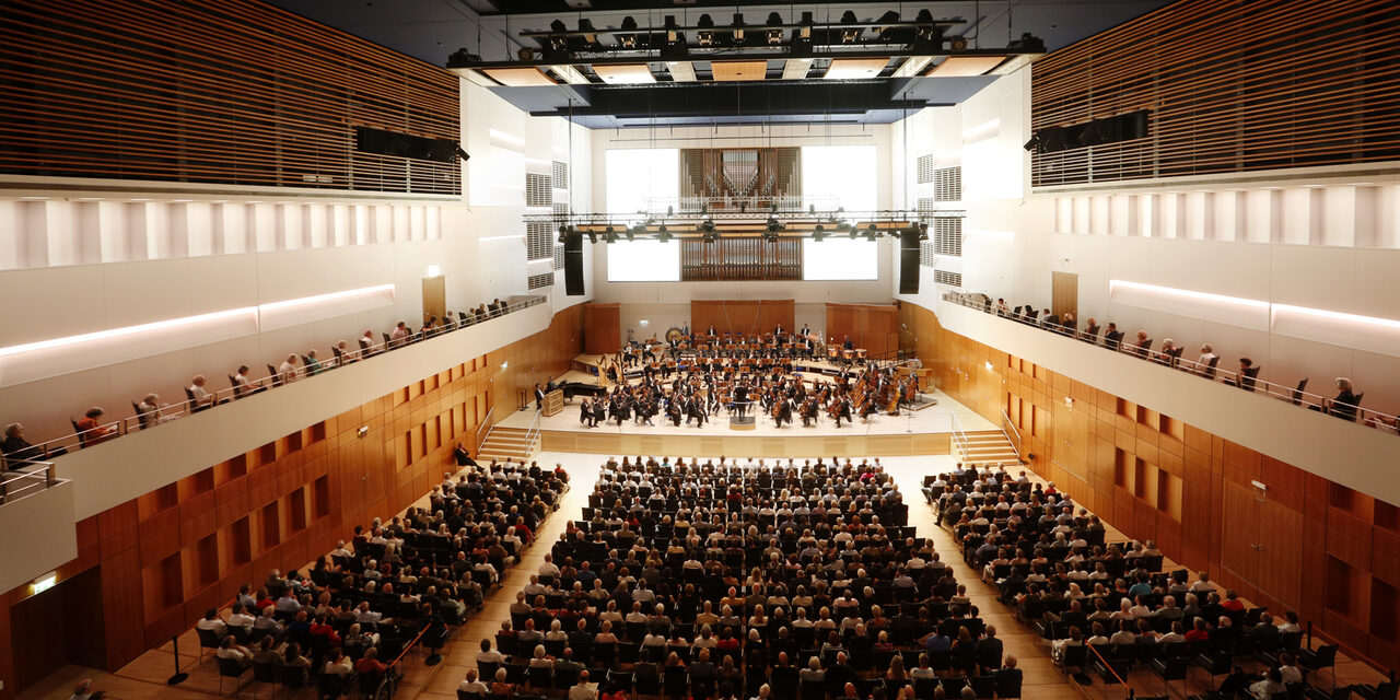 Mercatorhalle, large hall