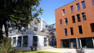 Anwendungszentrum TAZ des ZBT mit Werkstatt, Labor- und Büroflächen