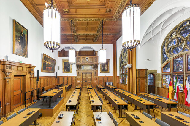 Ratssaal im Rathaus der Stadt Duisburg