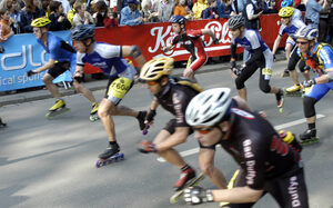 Skater beim Wettlauf