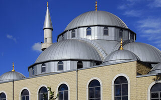 Moschee mit Minarett