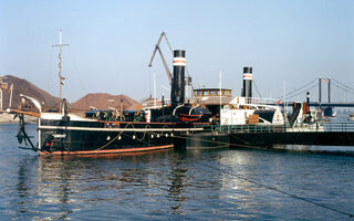Radschleppdampfer Oskar Huber am Anlieger in Ruhrort